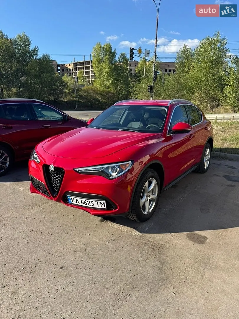 Alfa Romeo Stelvio, 2019