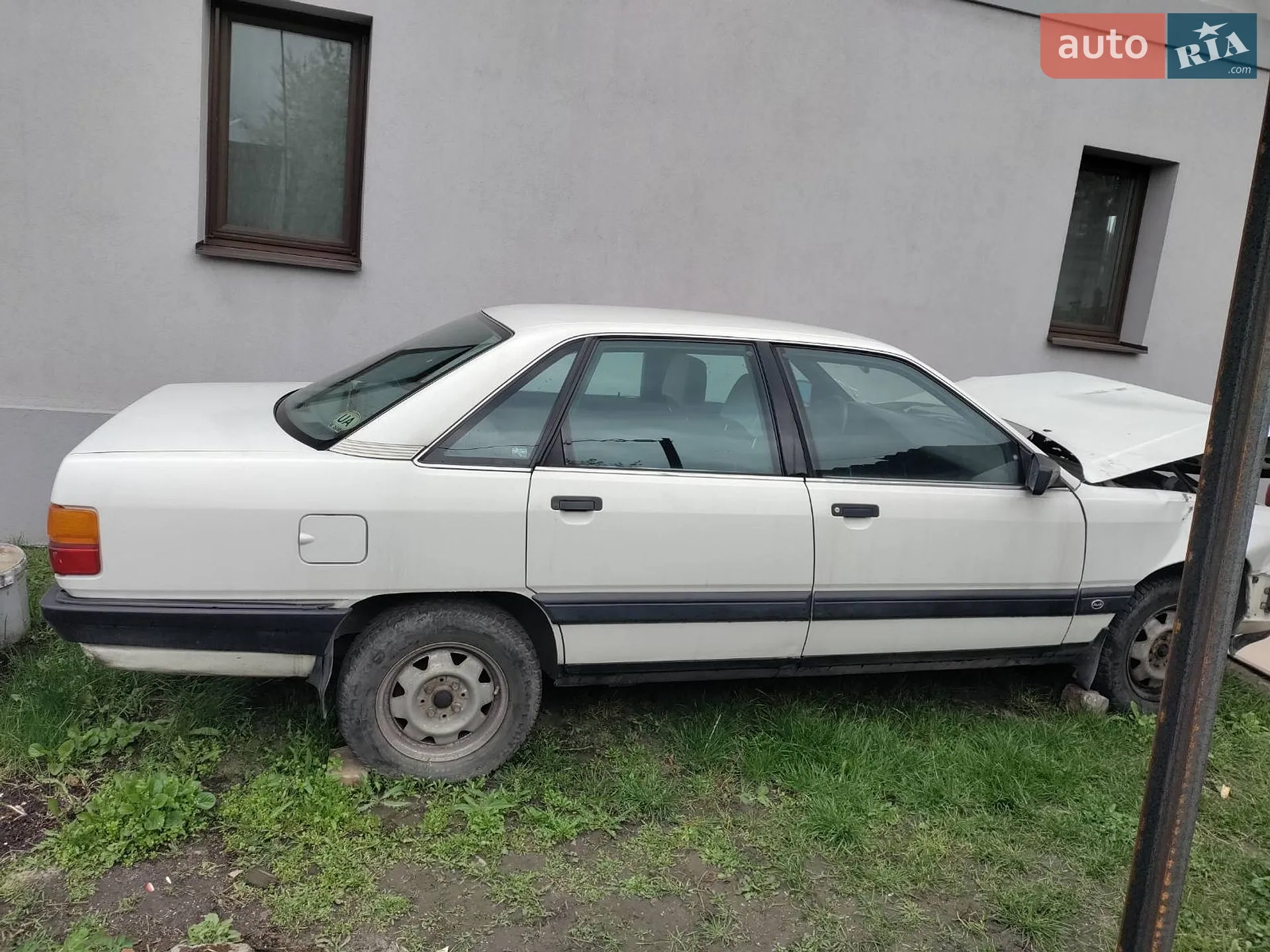 Audi 100, 1988