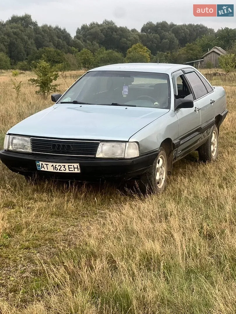 Audi 100, 1985
