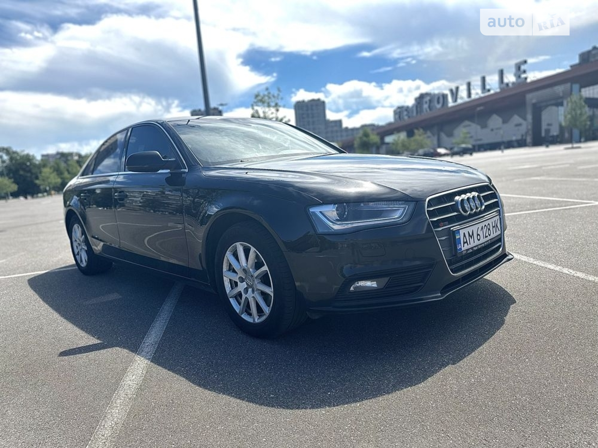 Audi A4, 2014