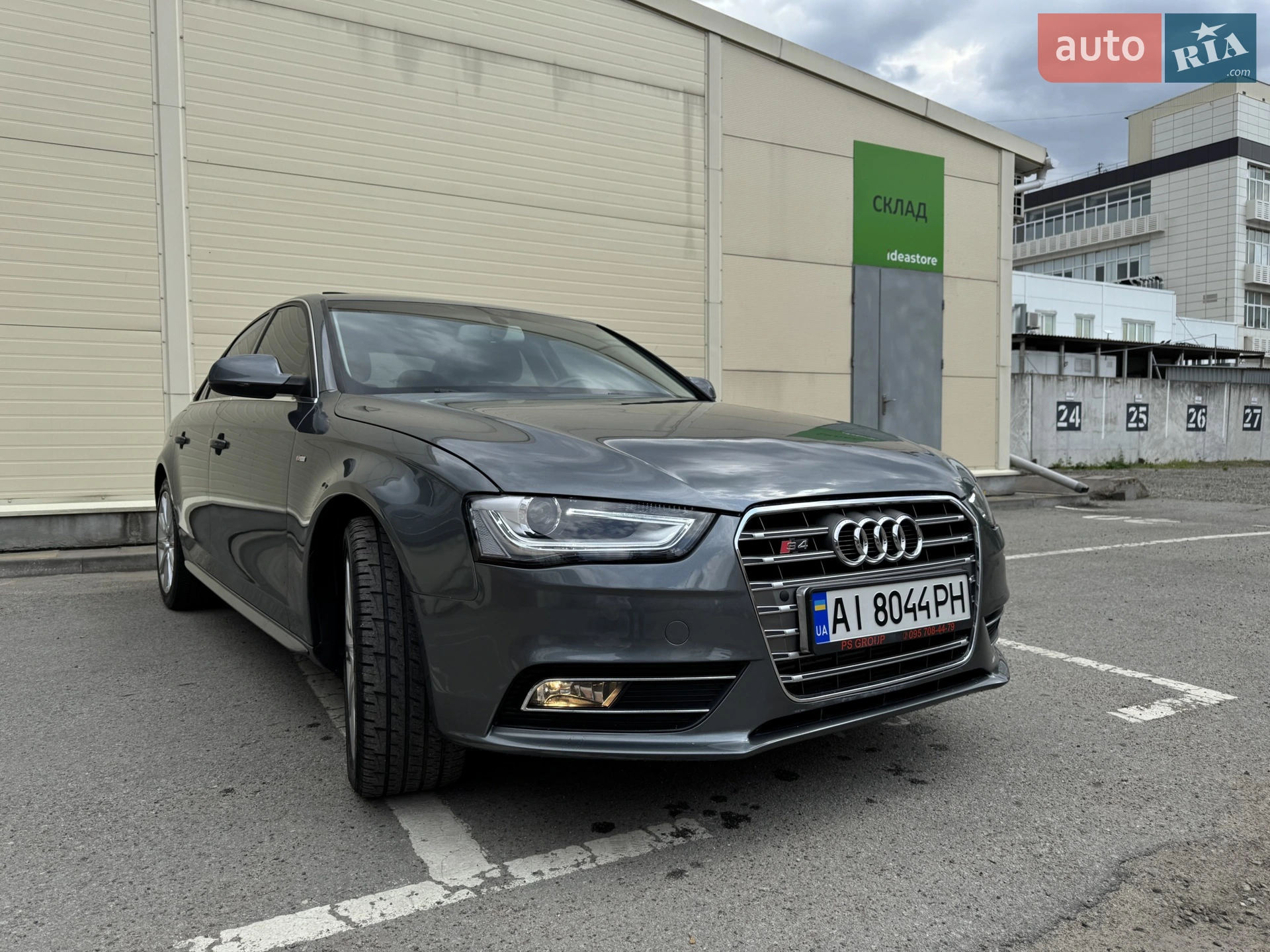 Audi A4, 2014
