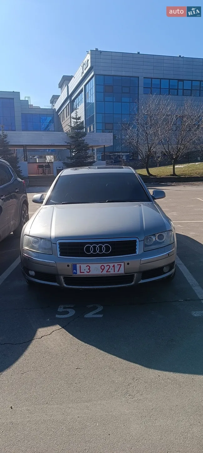 Audi A8, 2004