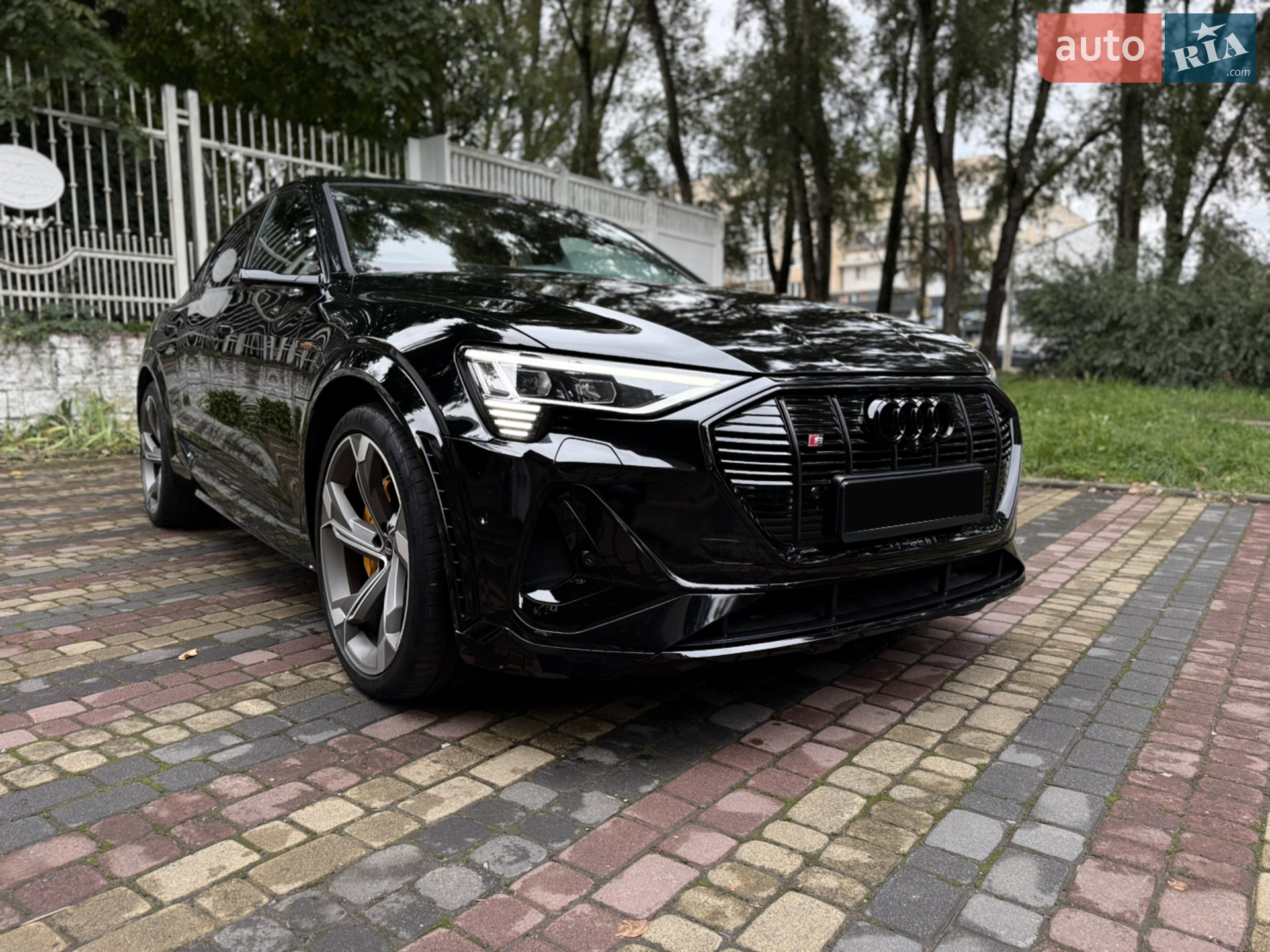 Audi e-tron 2022 — 1