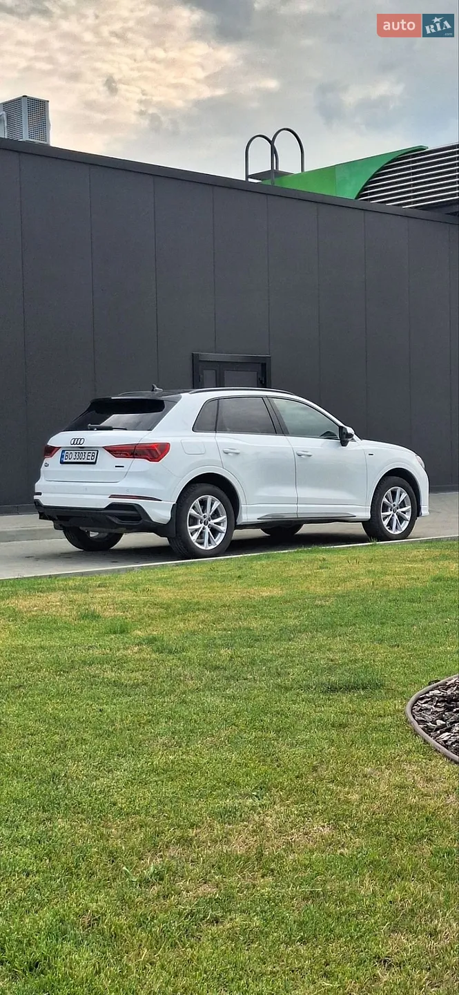 Audi Q3, 2022