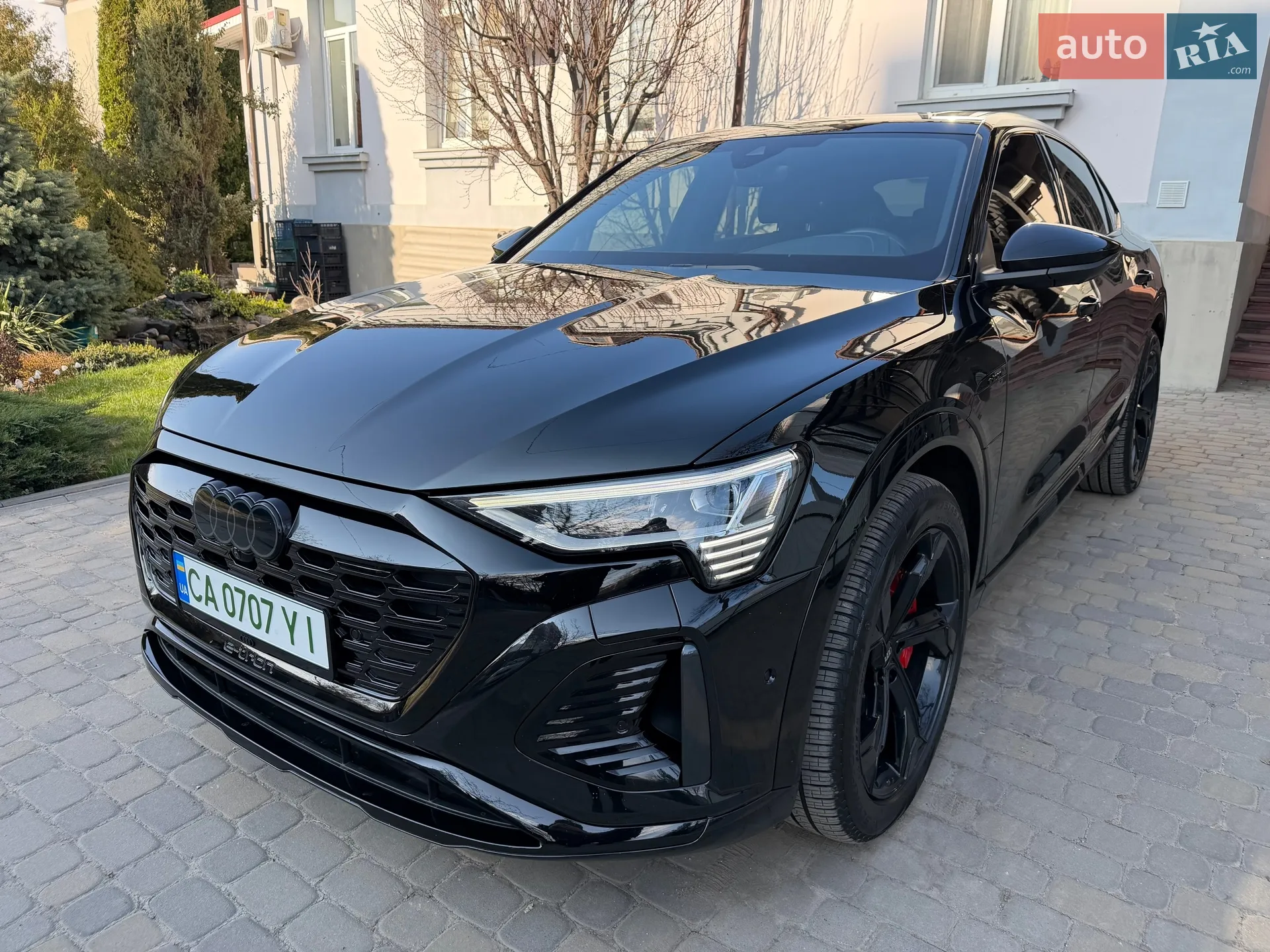 Audi Q8 Sportback e-tron, 2023