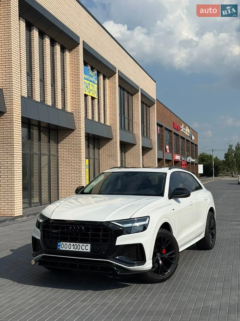 Audi Q8, 2022