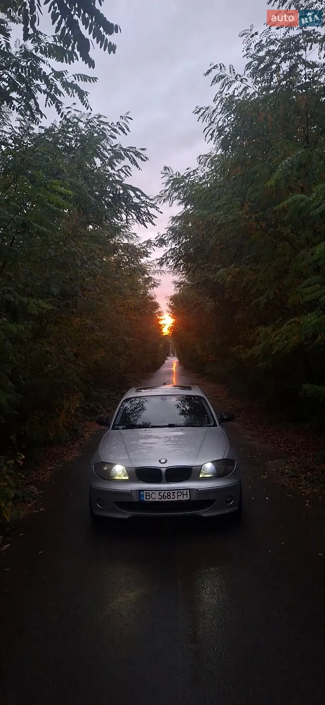 BMW 1 Series, 2005