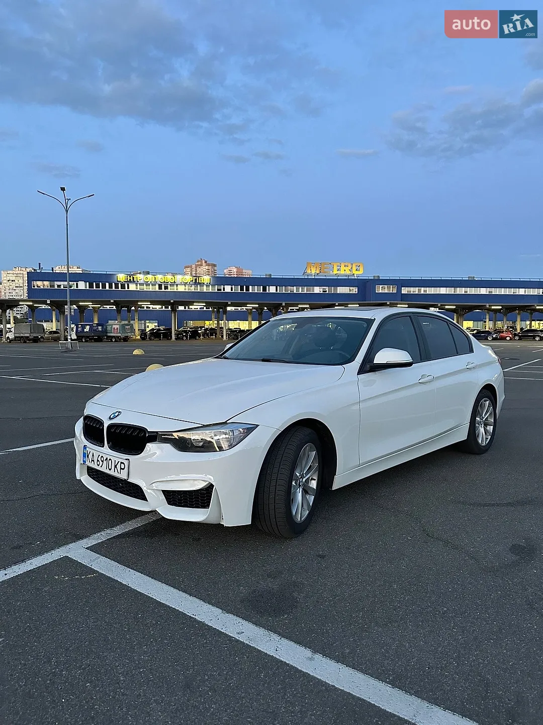 BMW 3 Series, 2016