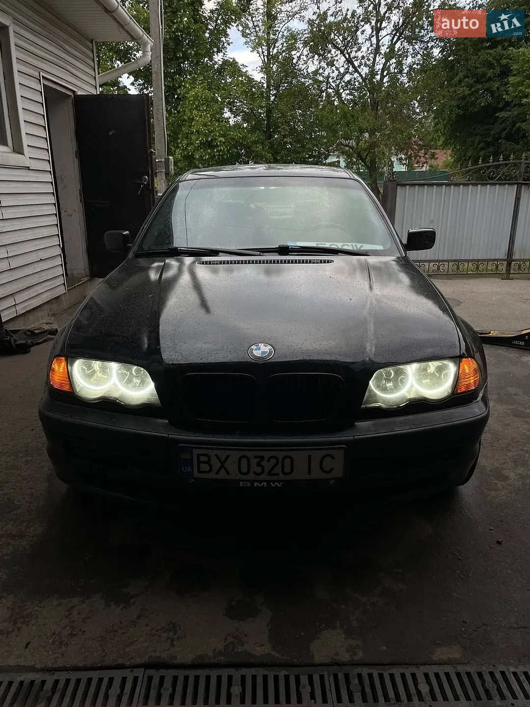 BMW 3 Series, 2000