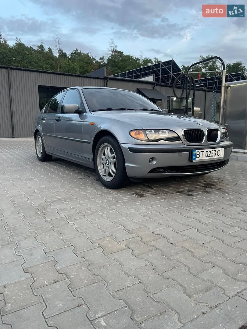 BMW 3 Series, 2004