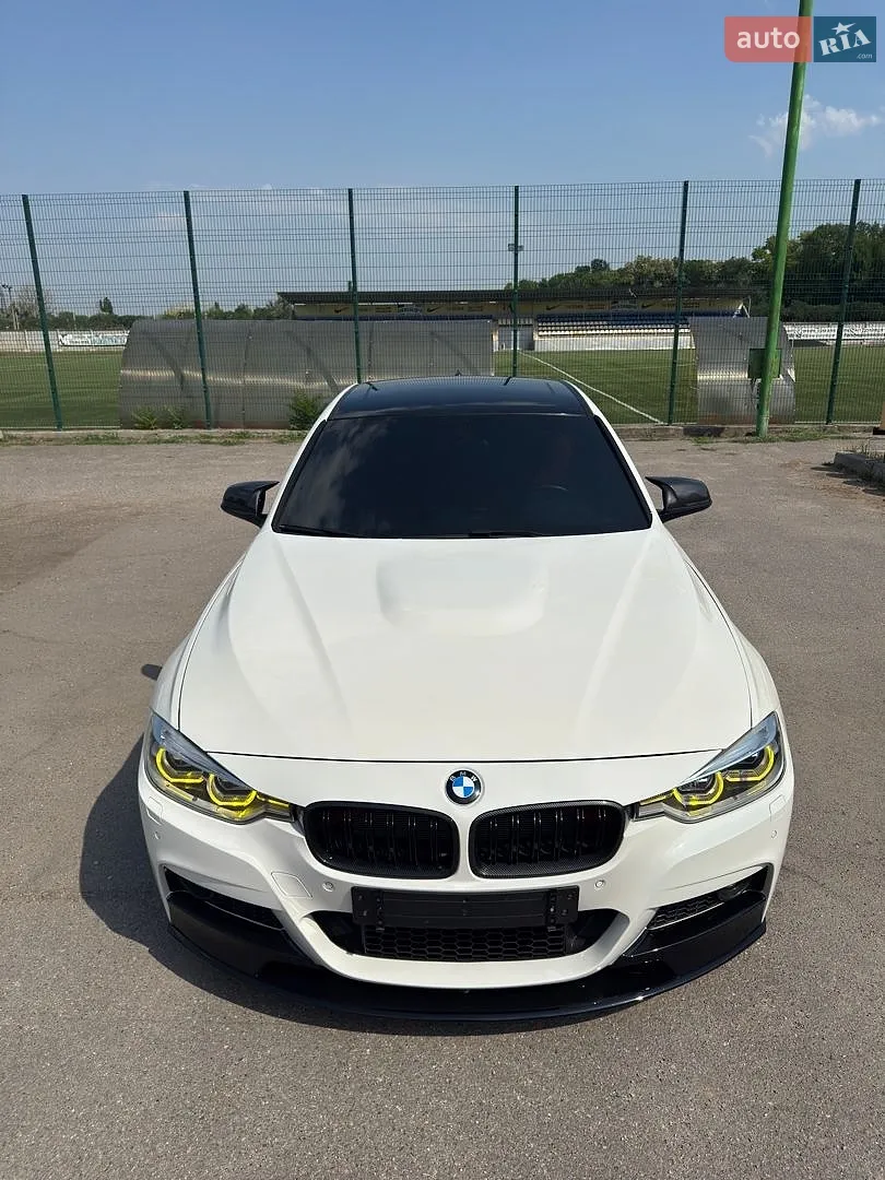 BMW 3 Series, 2017