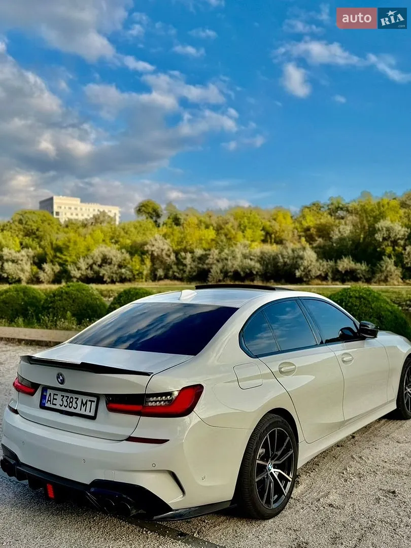 BMW 3 Series, 2019