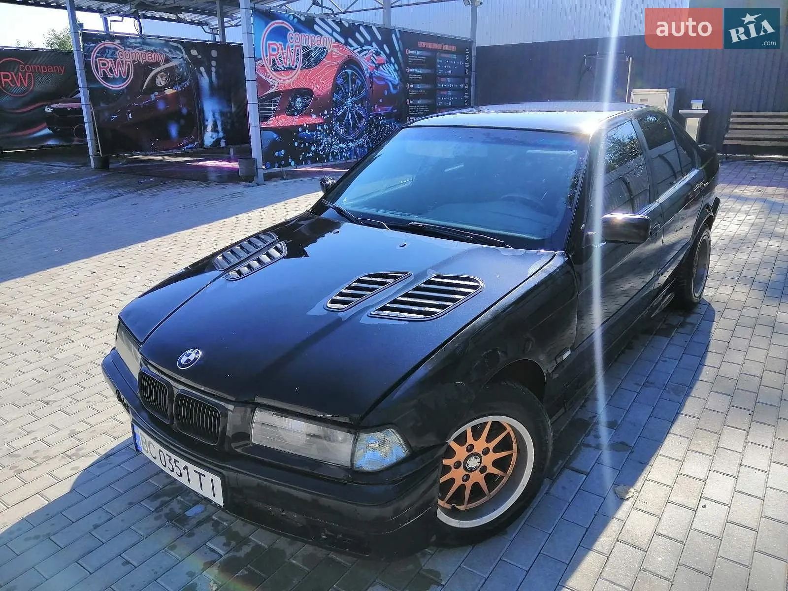 BMW 3 Series, 1992