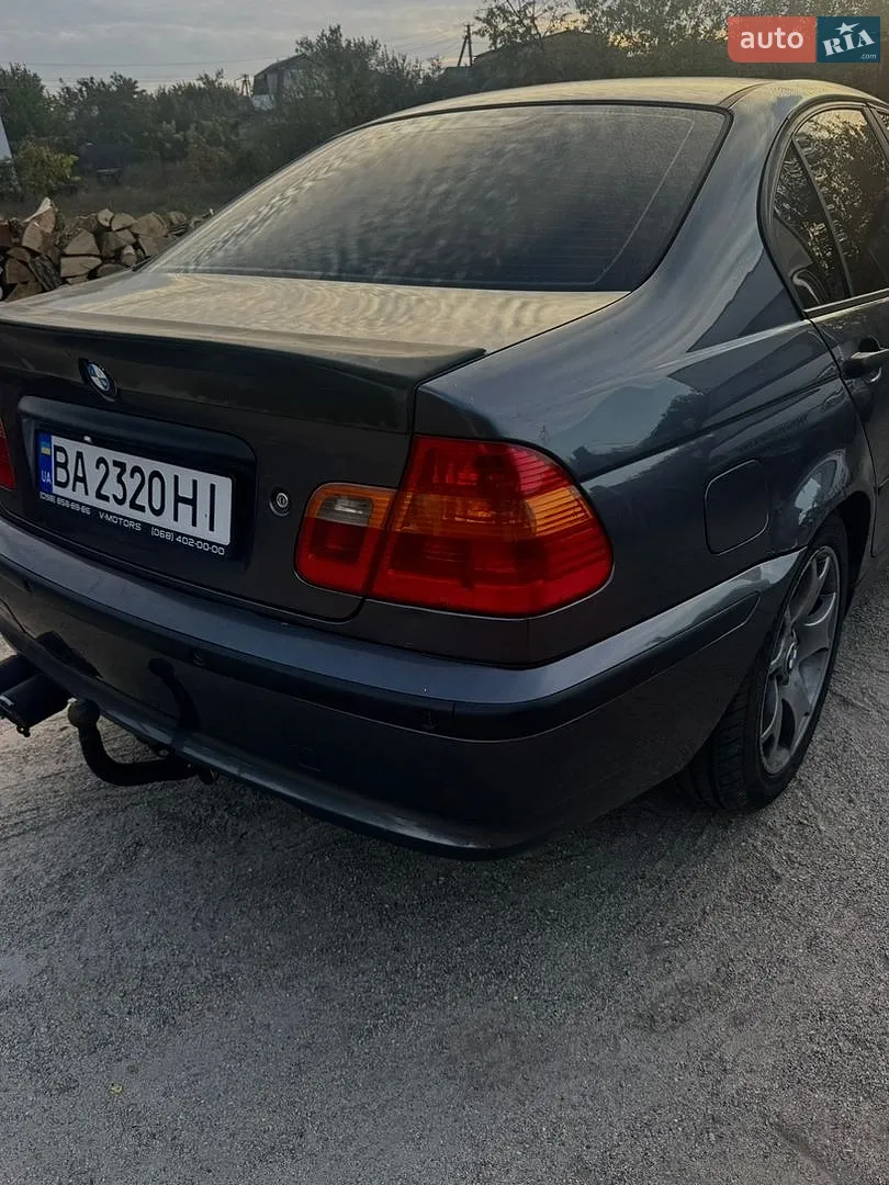 BMW 3 Series, 2003