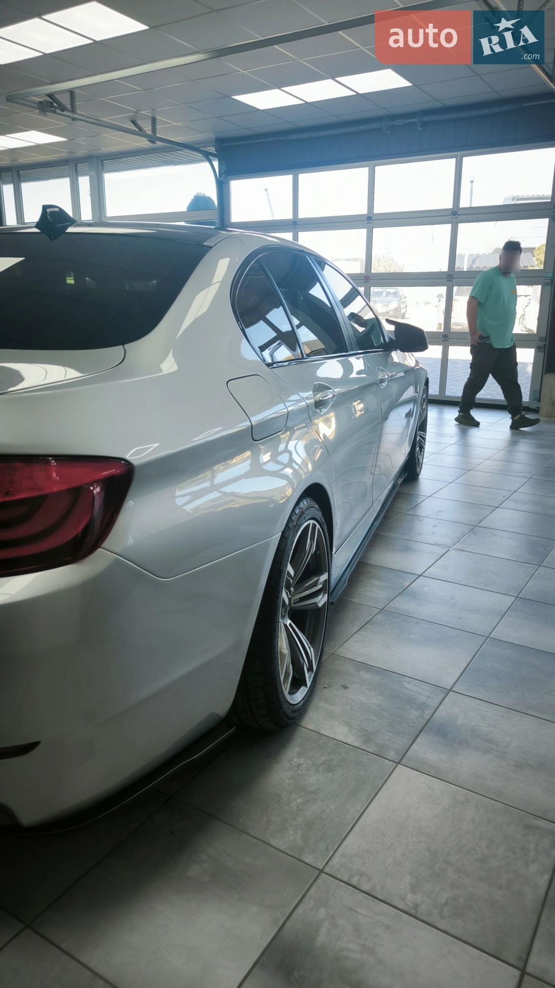 BMW 5 Series, 2010