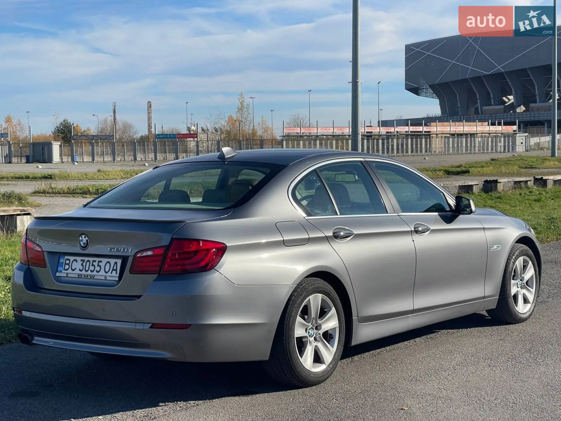 BMW 5 Series, 2011