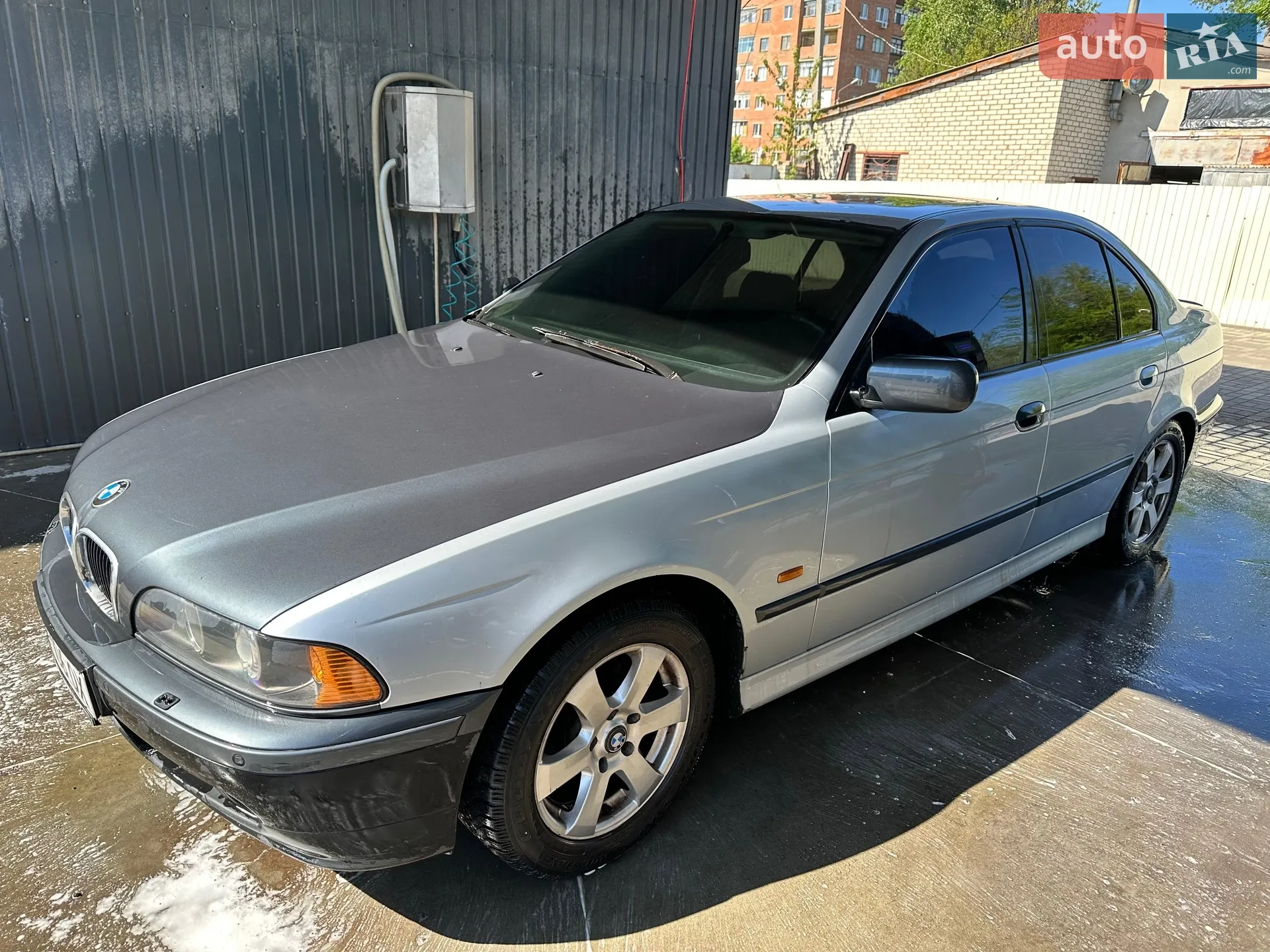 BMW 5 Series, 1998