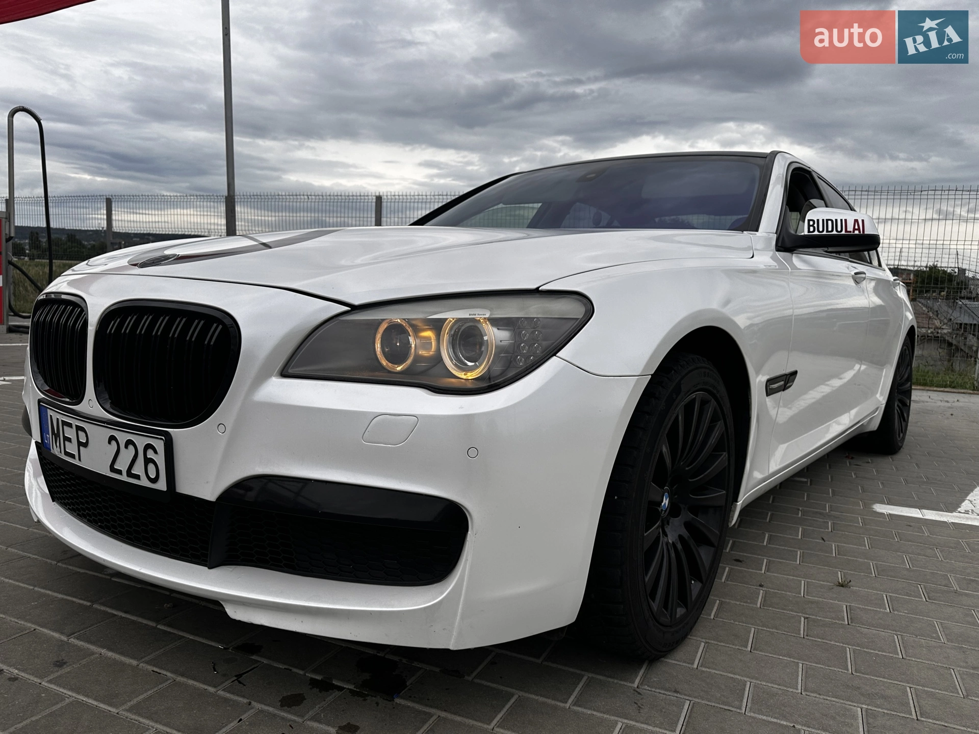BMW 7 Series, 2011