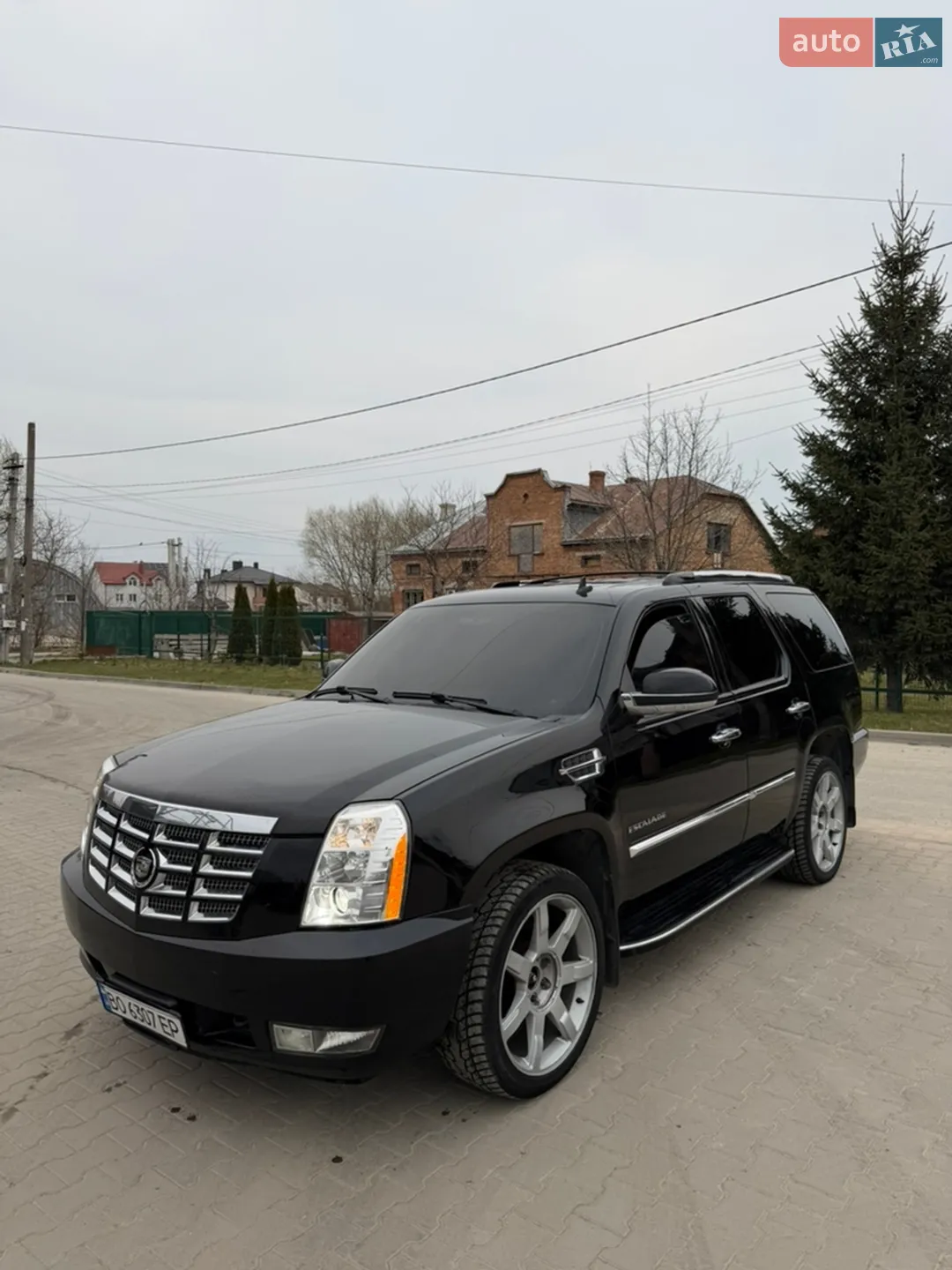 Cadillac Escalade, 2011