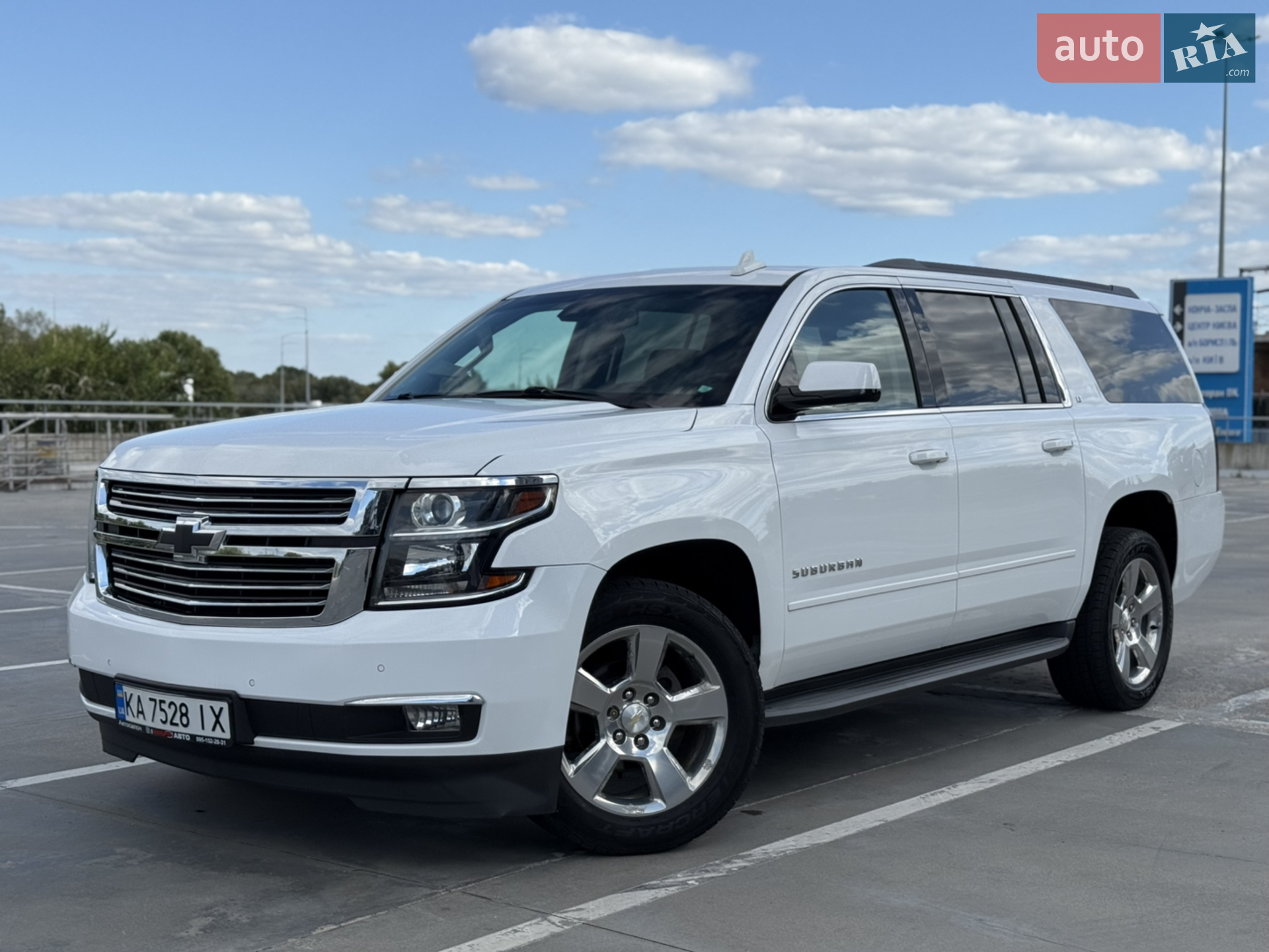 Chevrolet Suburban, 2017
