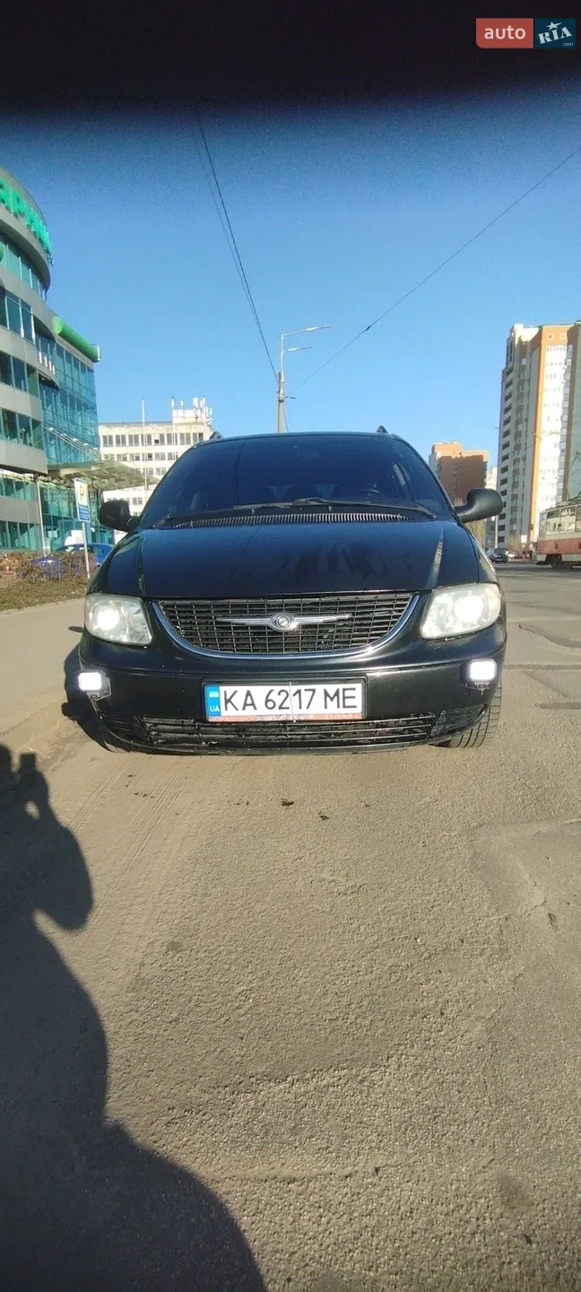 Chrysler Voyager, 2002