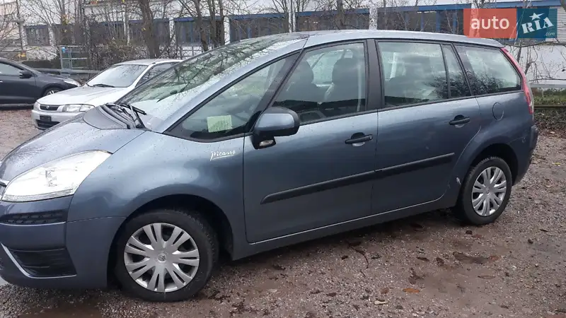 Citroën C4 Picasso, 2011