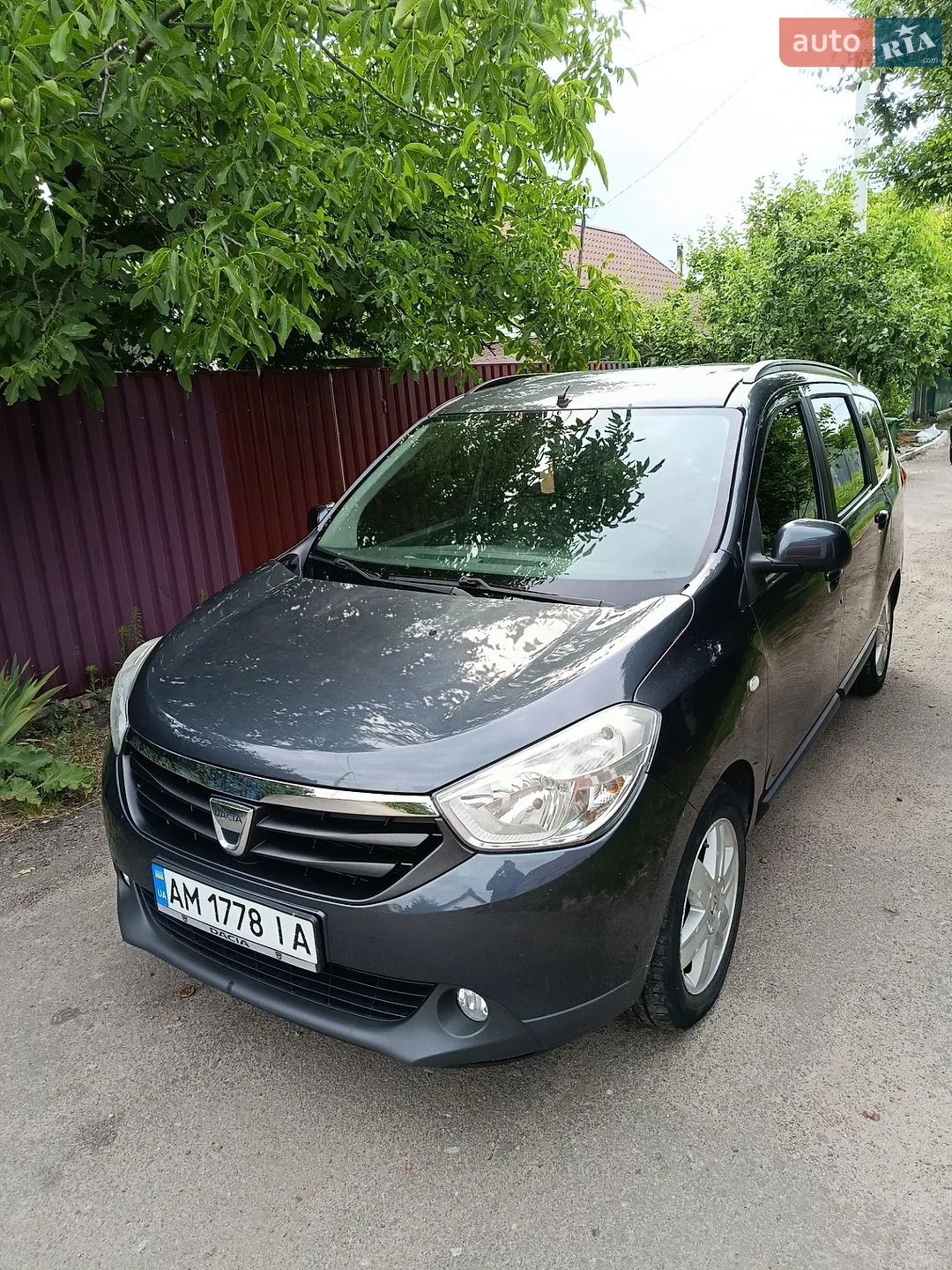 Dacia Lodgy, 2013
