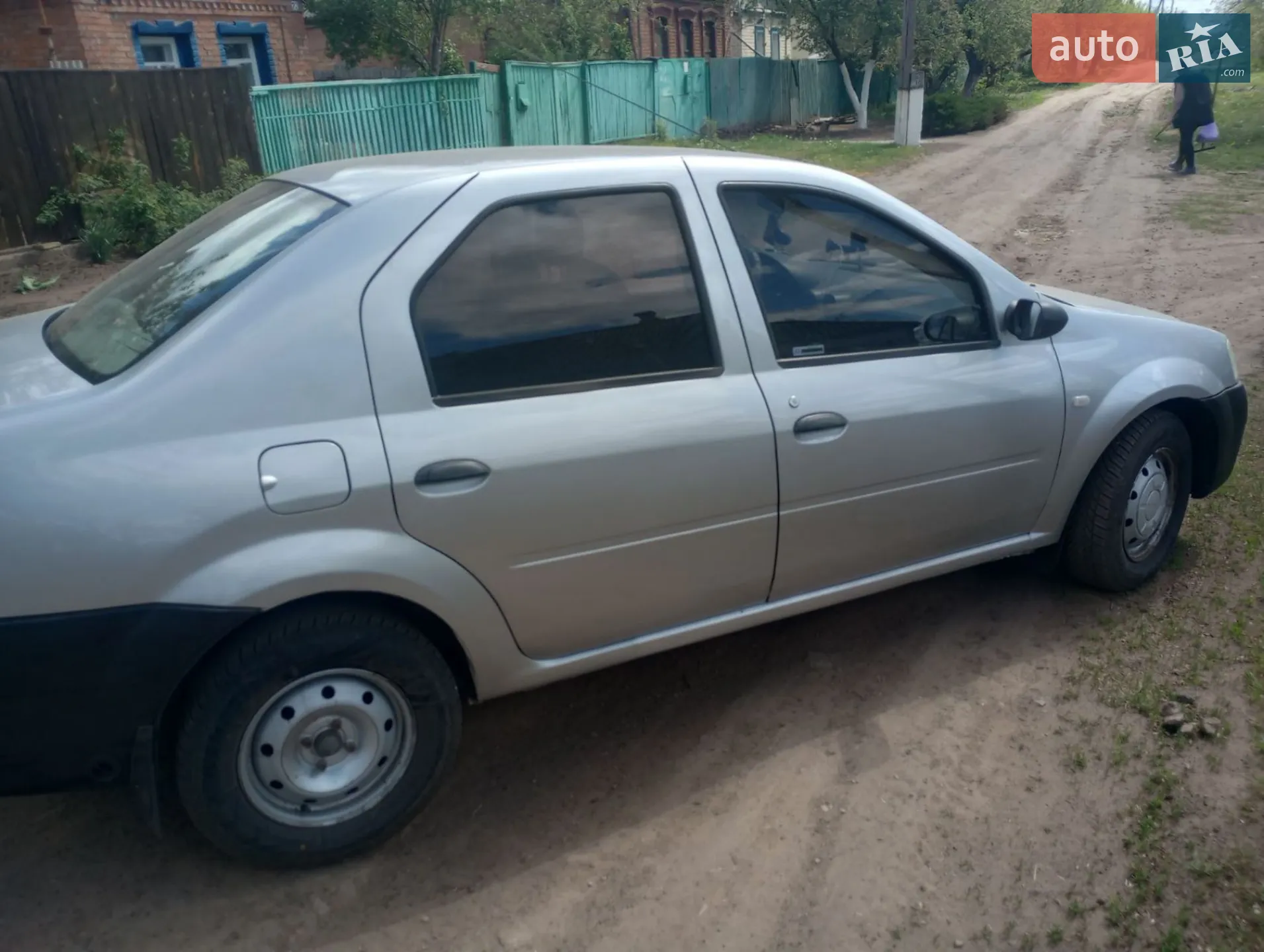 Dacia Logan, 2006