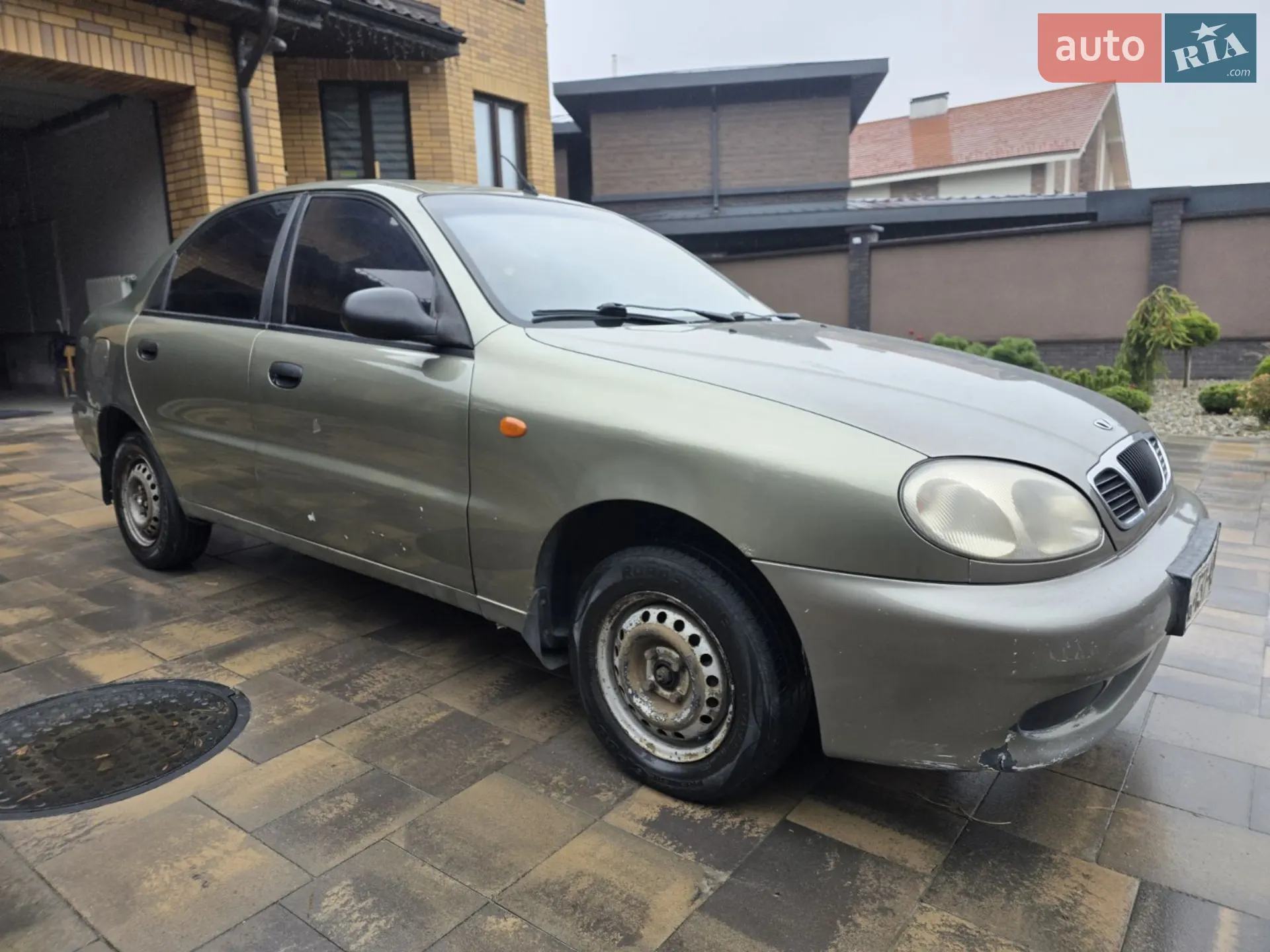 Daewoo Lanos, 2002