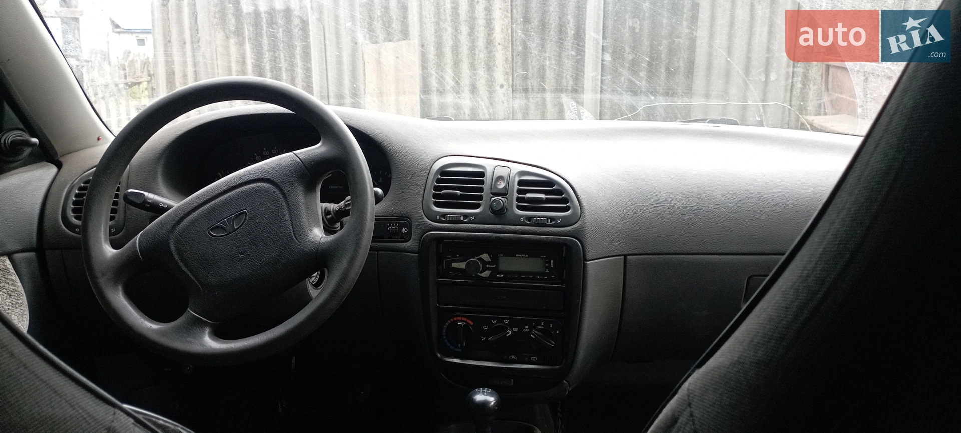 Daewoo Nubira, 1998