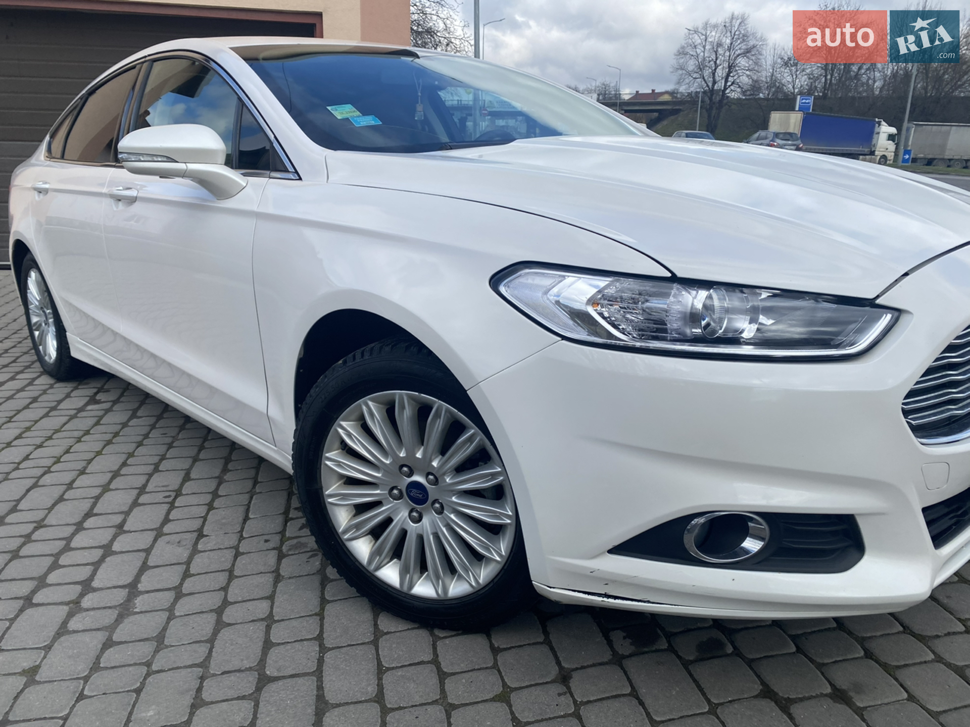 Ford Fusion, 2013