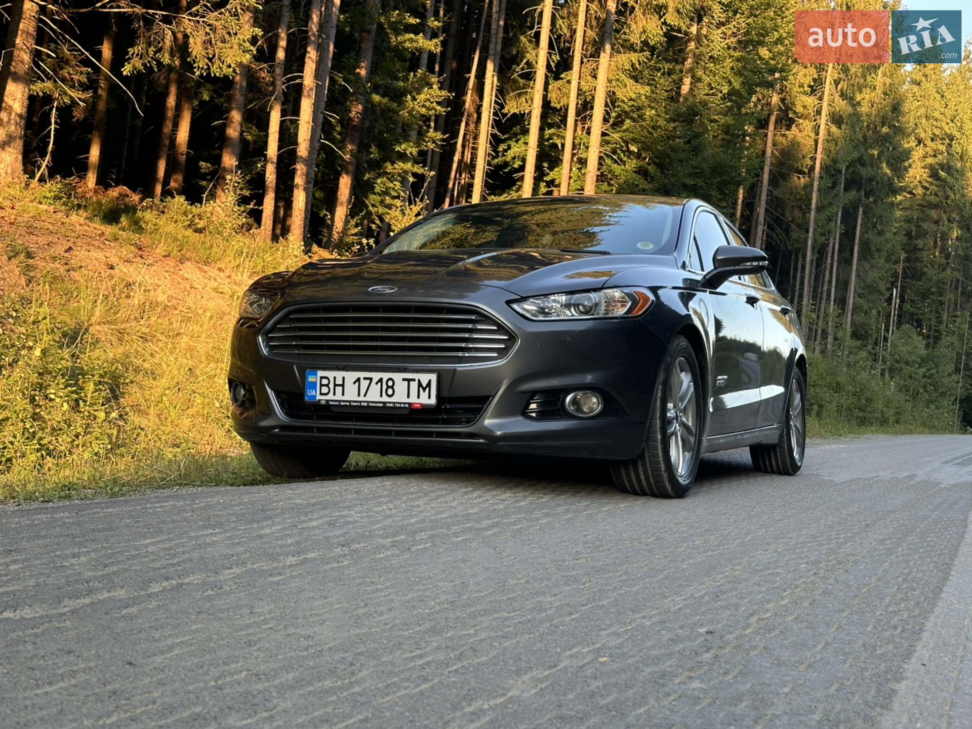 Ford Fusion, 2015