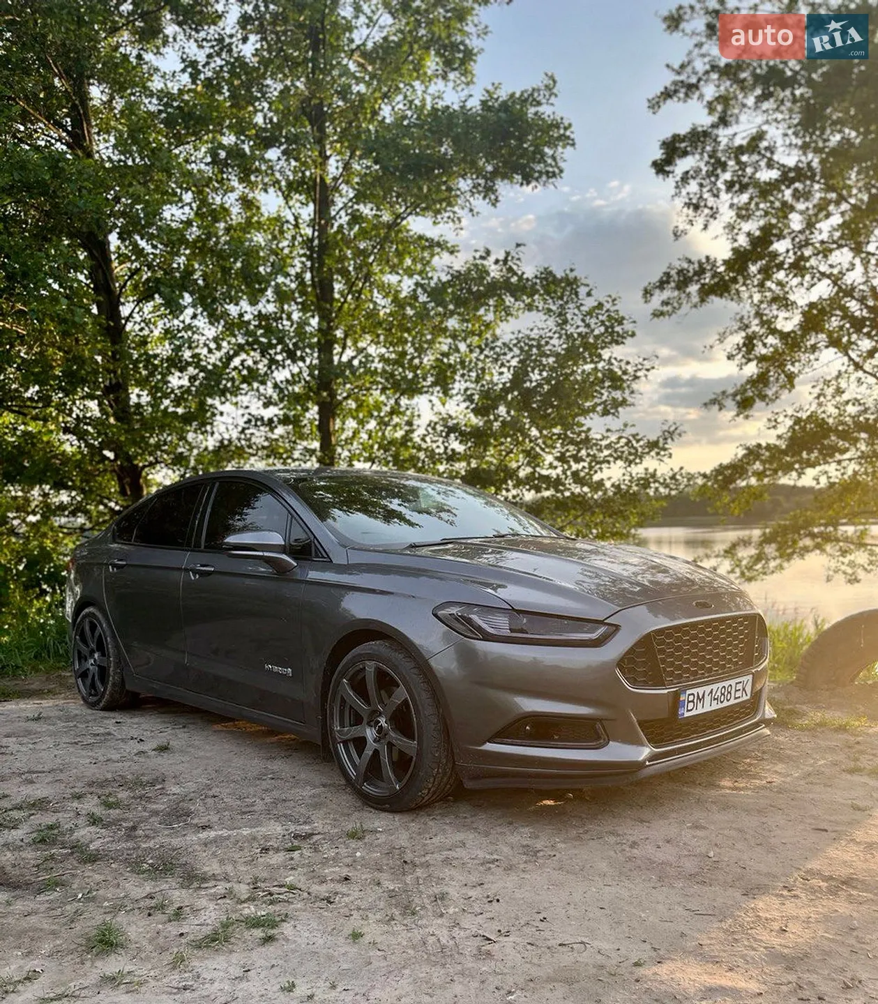 Ford Fusion, 2013
