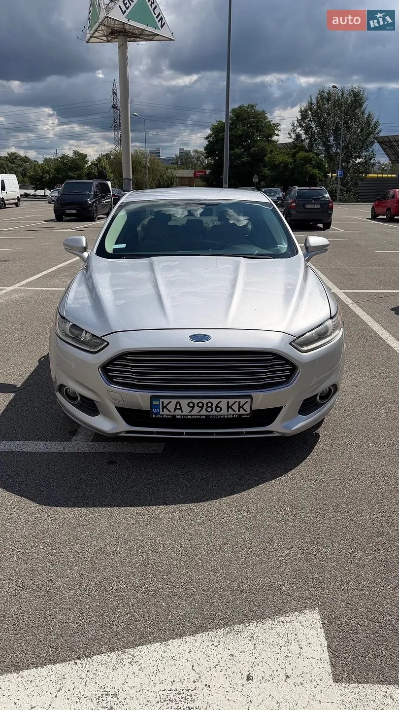 Ford Fusion, 2015