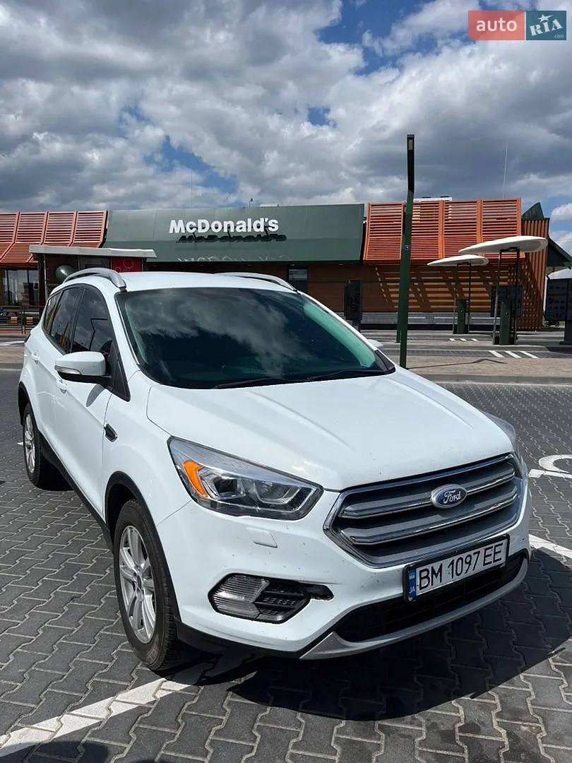 Ford Kuga, 2017