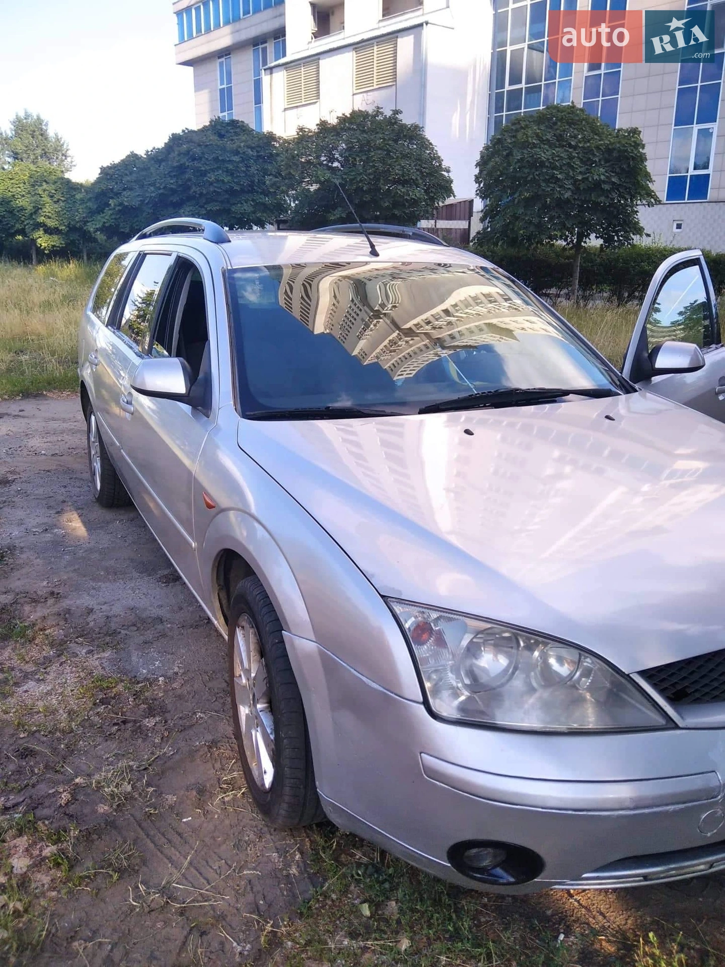 Ford Mondeo, 2001