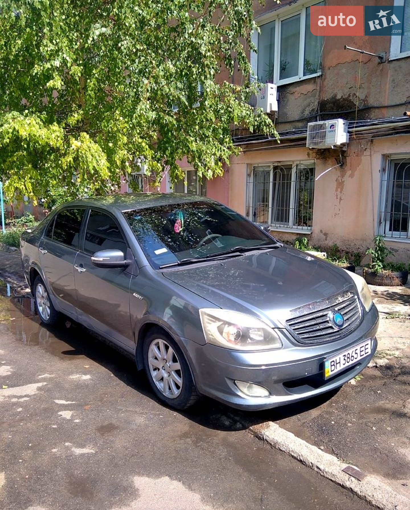 Geely SL, 2012