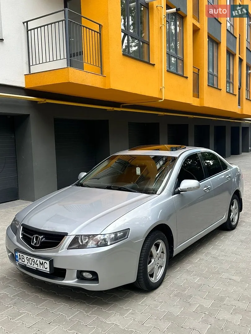 Honda Accord, 2005