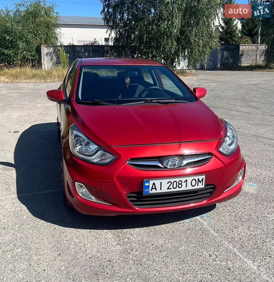 Hyundai Accent 2011 — 1