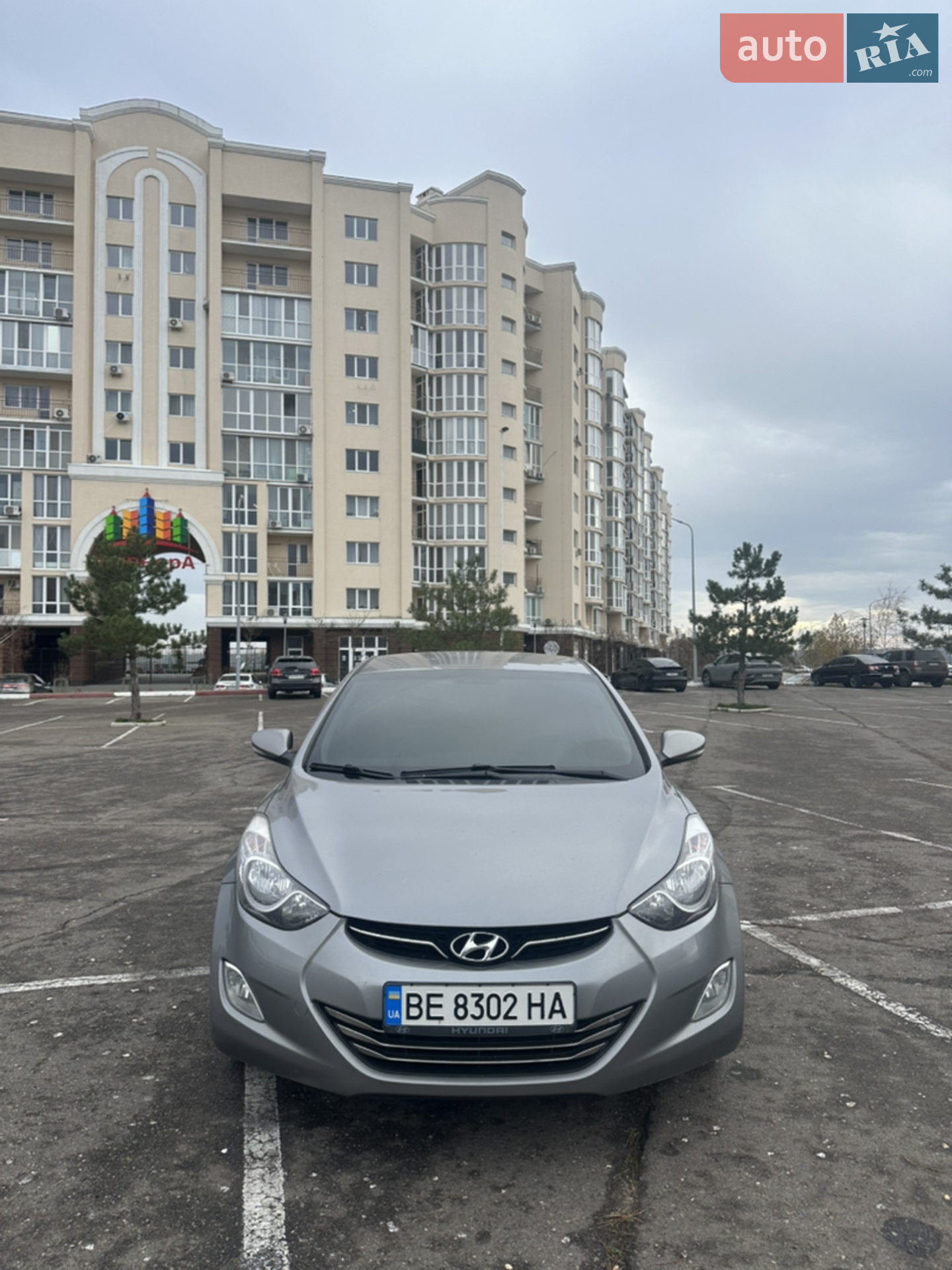 Hyundai Elantra, 2011