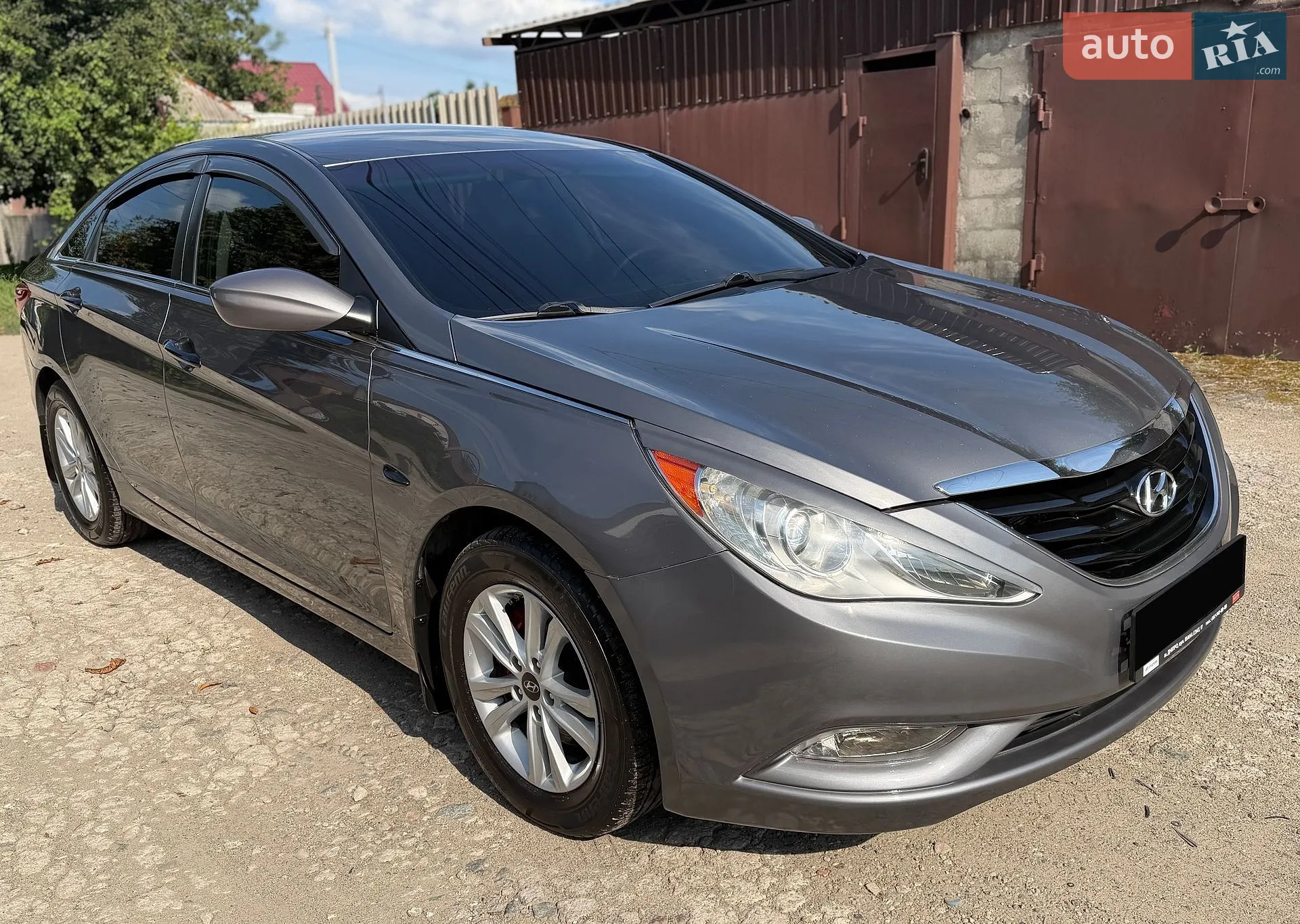 Hyundai Sonata, 2011