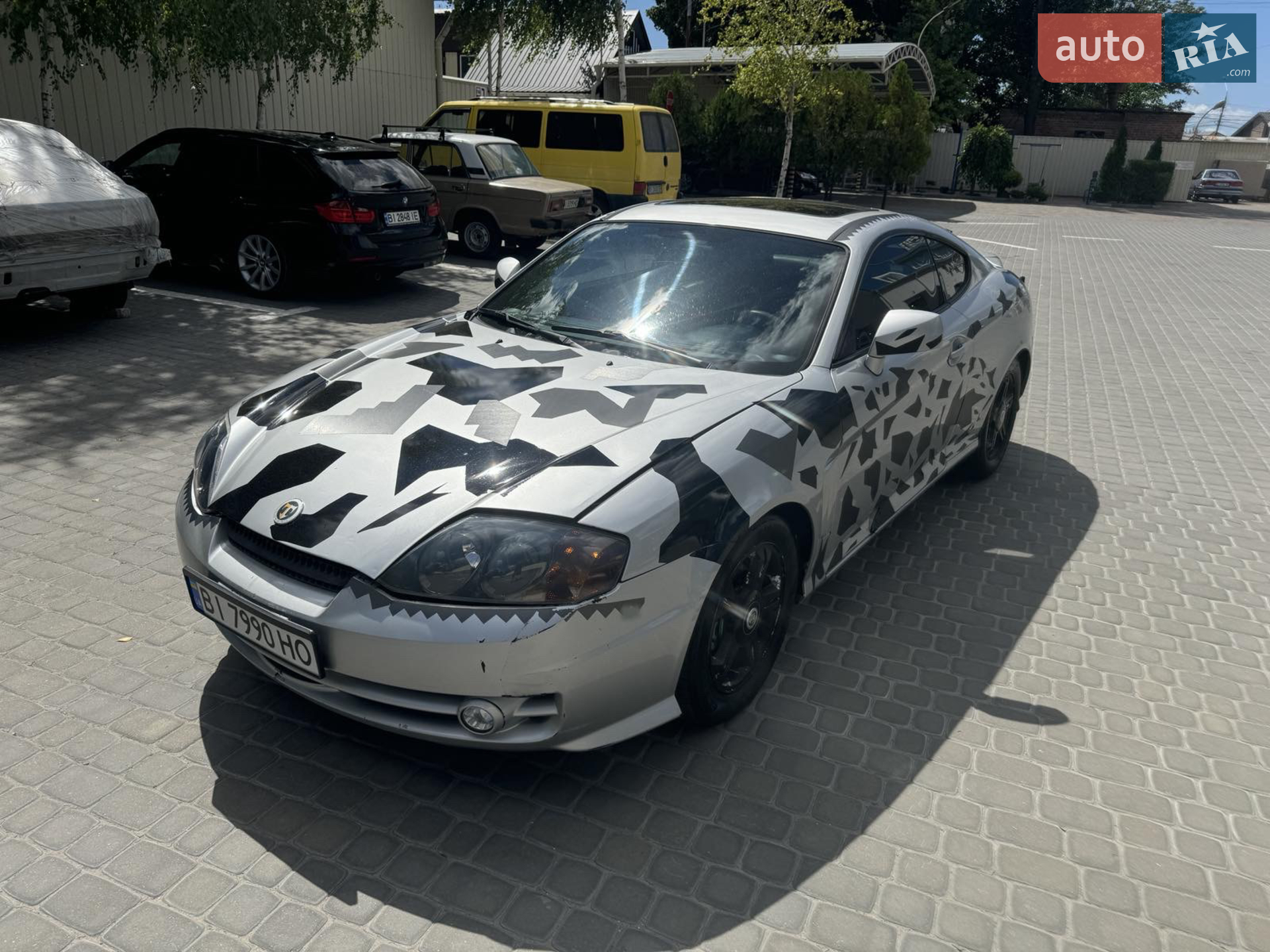 Hyundai Tiburon, 2003