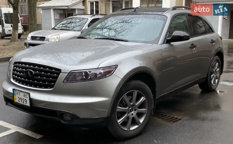 Infiniti FX 35, 2004