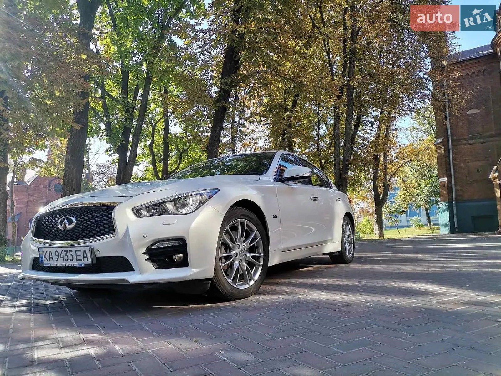 Infiniti Q50, 2015