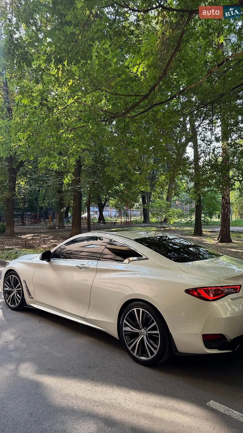 Infiniti Q60, 2017