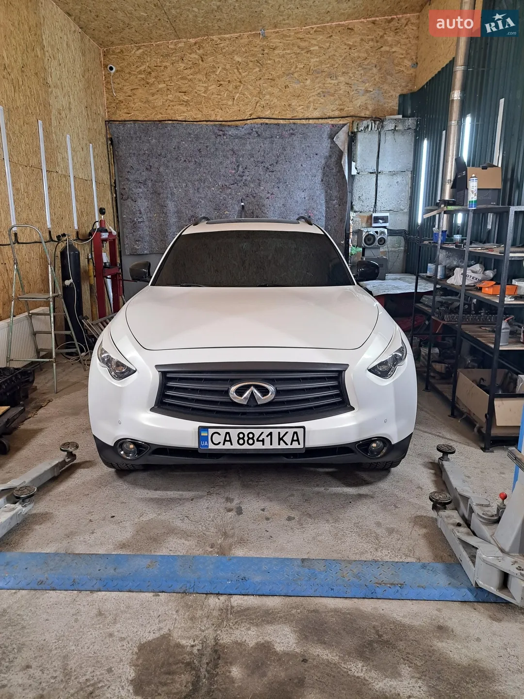 Infiniti QX70, 2015