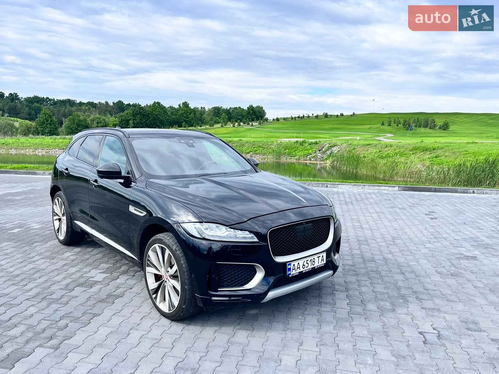 Jaguar F-Pace, 2017