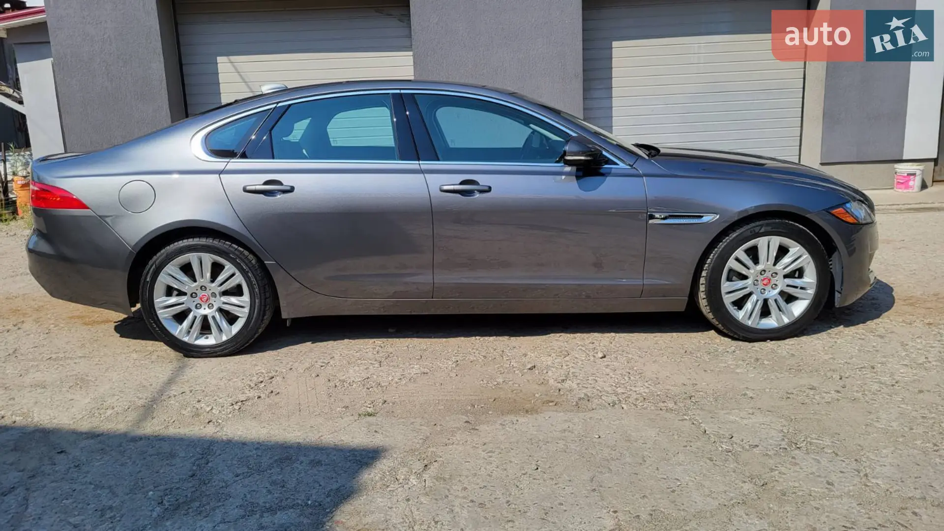 Jaguar XF, 2015