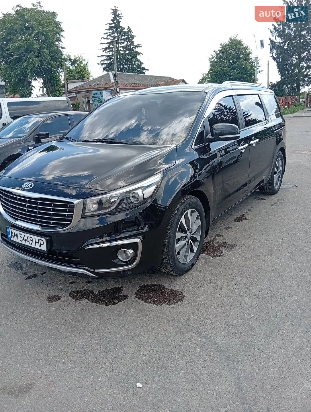 Kia Carnival 2016 — 1