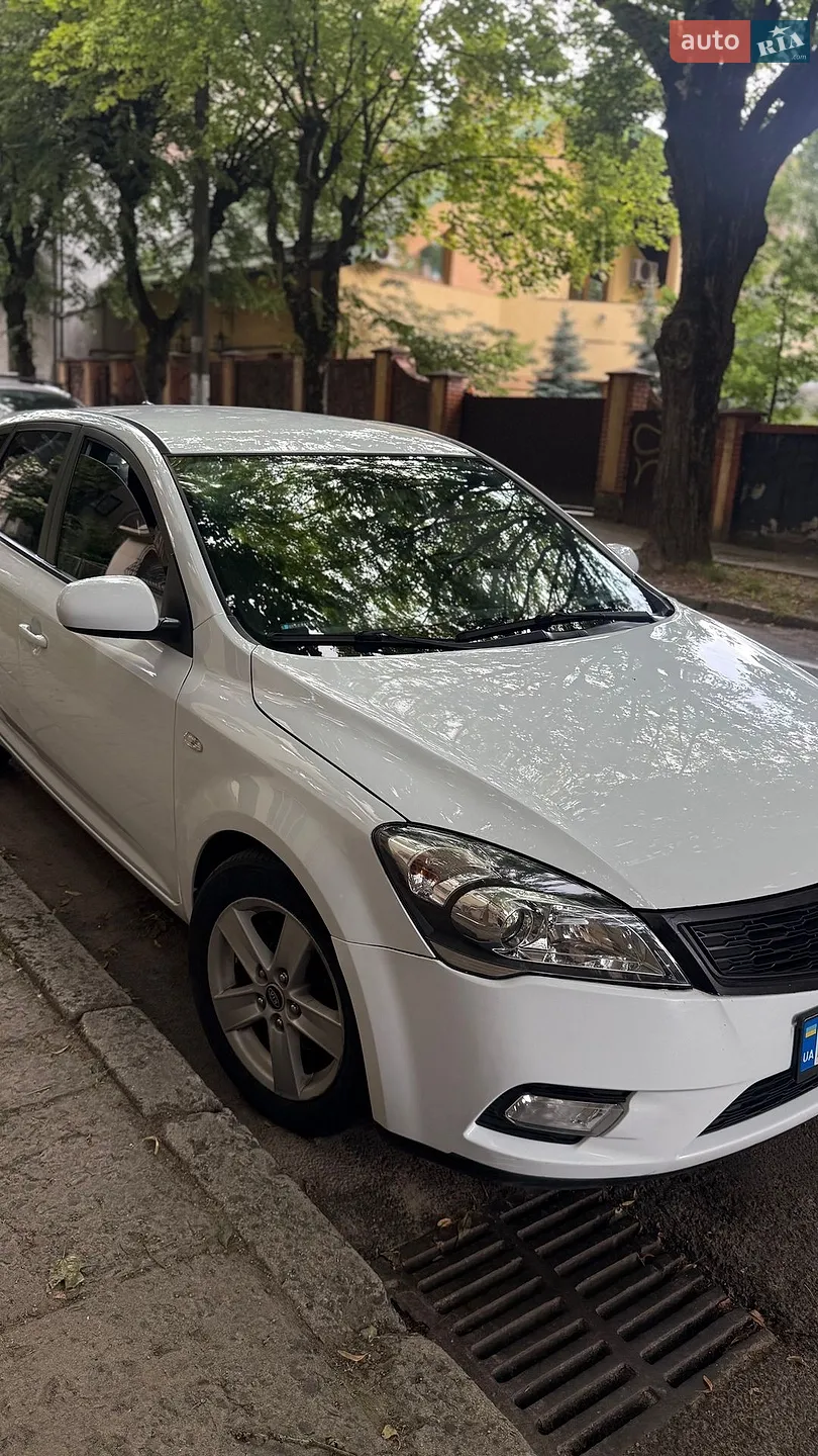 Kia Ceed, 2012